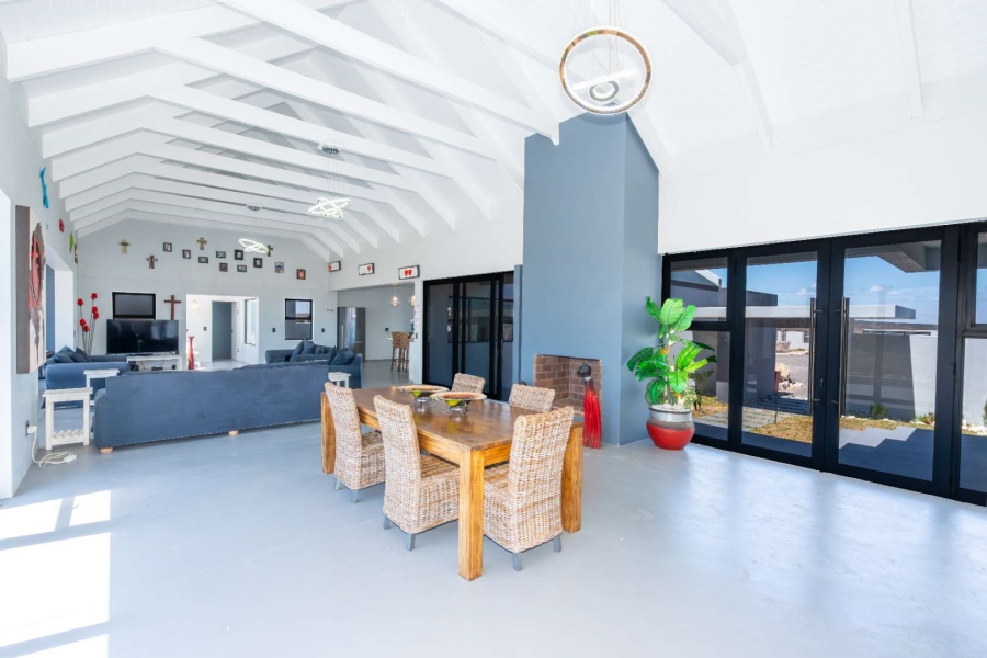 3 Bedroom Property for Sale in Oliphantskop Western Cape